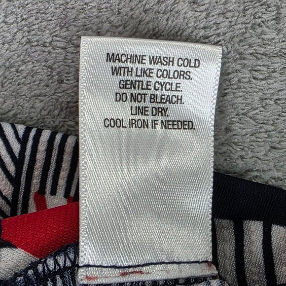 Womens Roz & Ali Blue White Red Geometric Print Pants Polyester Stretch Size L - Picture 4 of 10